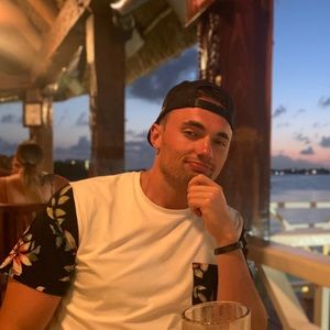 Meet your Posher, Tyler